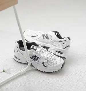 New Balance 530 Sneakers