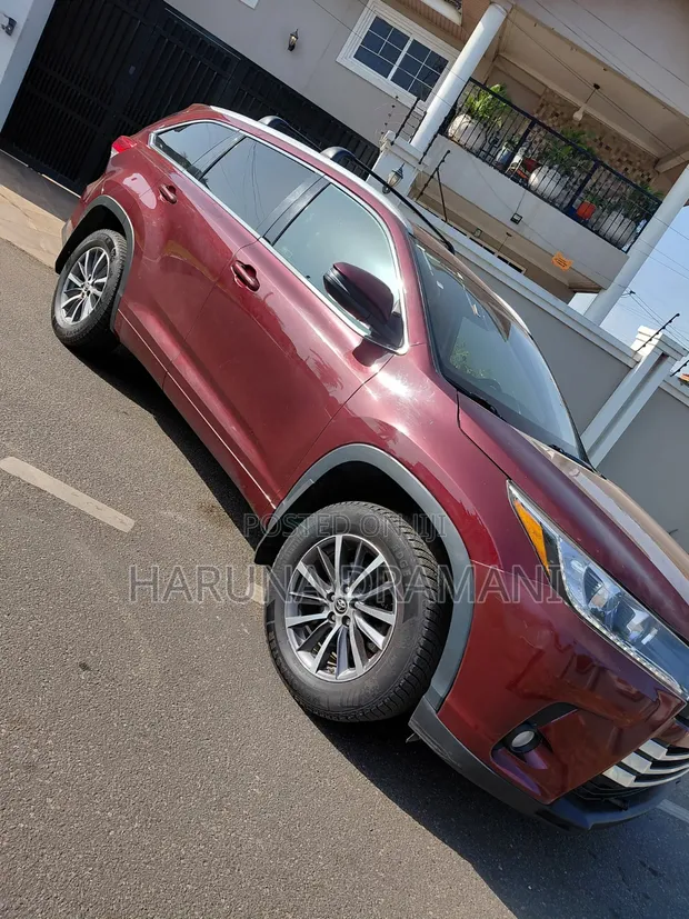 Toyota Highlander Hybrid XLE 2017 - 1
