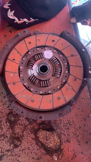 Nissan Hardbody Pressure Plate and Disc