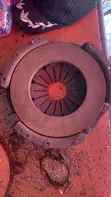 Nissan Hardbody Pressure Plate and Disc - 3