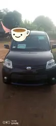 Toyota Sienta 1.5 AWD Minivan 2014 Maroon - 1