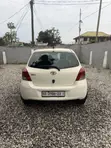 Toyota Vitz 2010 White - 3