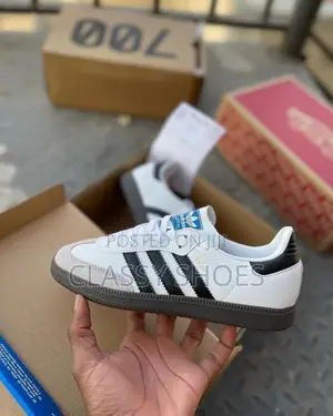 Adidas Samba Sneakers