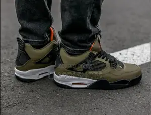 Air Jordan 4 'Army' Sneakers