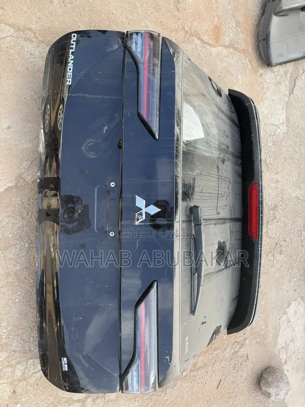 Mitsubishi Outlander 2023 Complete Trunk/Boot - 1