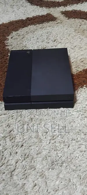 PS4 Console with One Controller