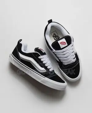 Vans Knu Skool Sneakers