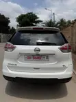 Nissan Rogue SV 2015 White SUV - 2