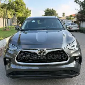 2022 Toyota Highlander Gray