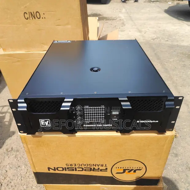 EV 4in1 Bass Amplifier - 1