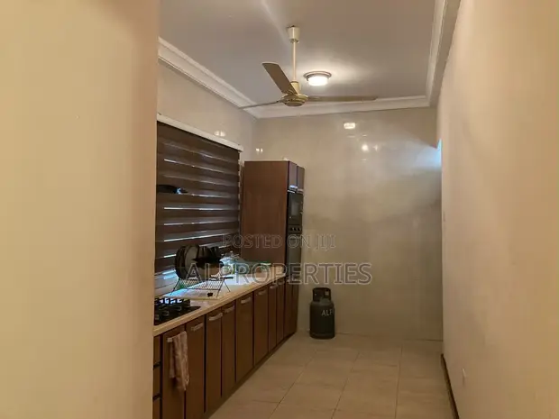 4 Bedroom House for Rent in Lakeside Estate - 1