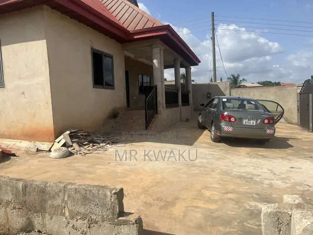 2-Bedroom Apartment for Rent in Kumasi Metropolitan - 1