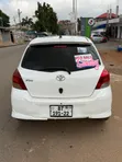 Toyota Vitz 1.0 FWD 3dr 2008 White - 2