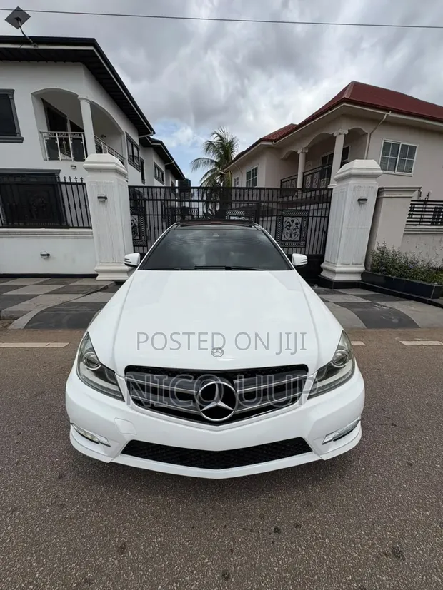 Mercedes-Benz C250 2014 White - 1