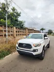 Toyota Tacoma SR5 2017 White - 1