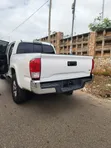 Toyota Tacoma SR5 2017 White - 4