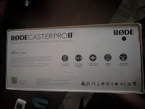 RodeCaster Pro II Audio Production Studio