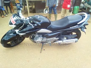 Suzuki GSR 2025 Black
