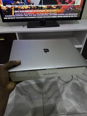 Apple MacBook Pro 2018 15" Intel Core i9 32GB RAM 1TB SSD
