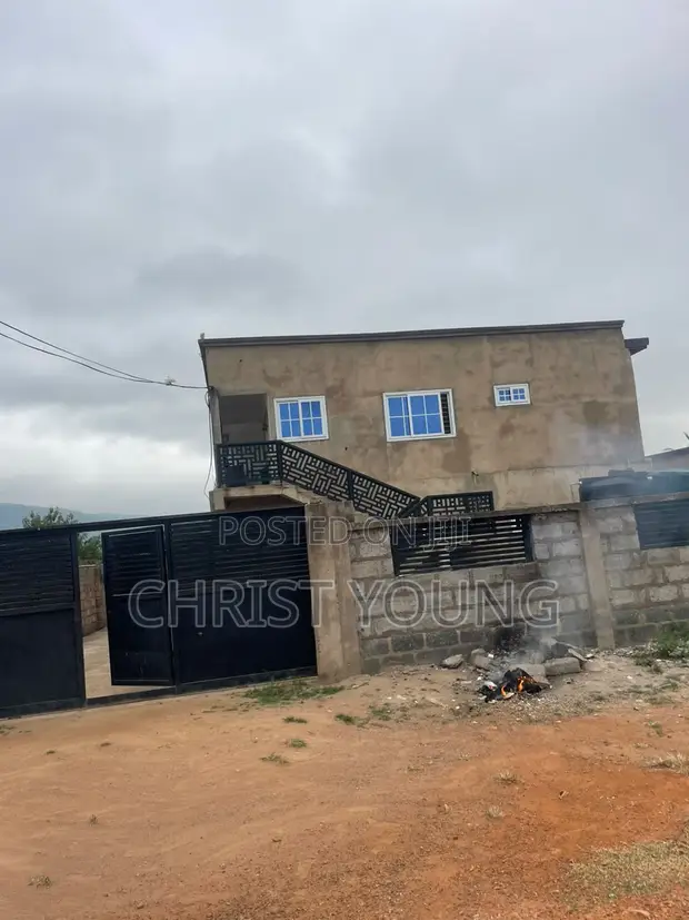 6-Bedroom Block of Flats for Sale in Accra Metropolitan - 1
