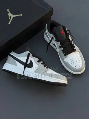Nike Air Jordan 1 Low Sneakers