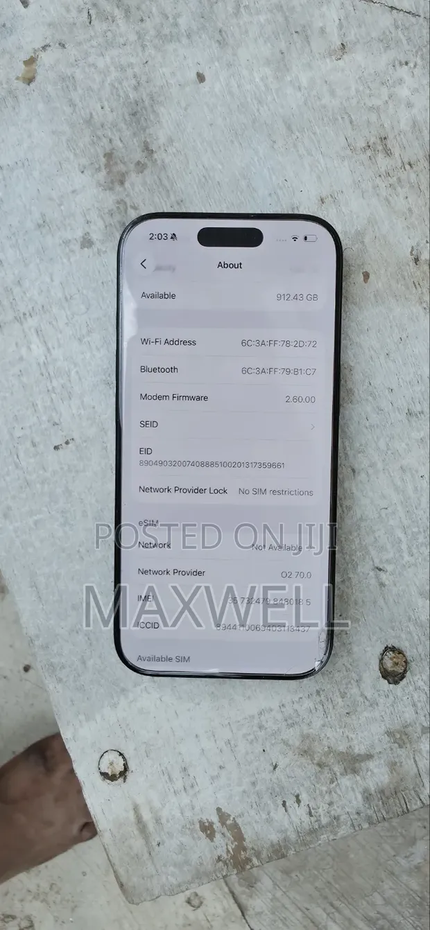 Apple iPhone 16 Pro 1 TB Graphite - 1