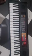 Yamaha Piano Keyboard - 3