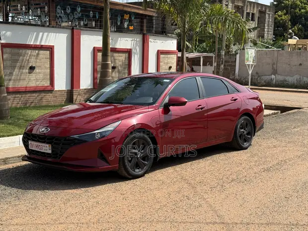 2021 Hyundai Elantra SE Burgundy - 1