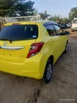 Toyota Vitz 1.3 AWD 5dr 2015 Yellow - 3