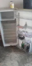 Midea Refrigerator with Freezer & Door Lock (181 Litre) - 2