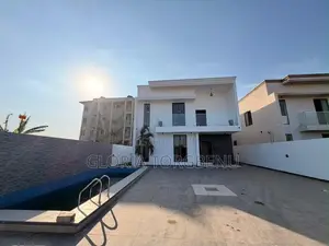 4 Bedroom House with Pool for Sale in Ashaley Botwe