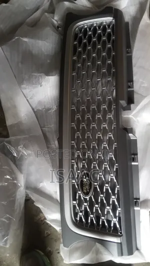 Range Rover Sport 2012 Front Grille