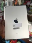 Apple iPad 9.7 64GB Silver - 4
