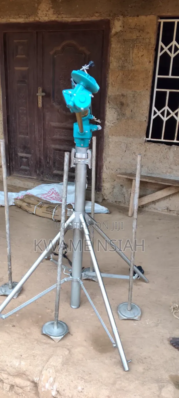 Jet 40 Gun Sprinkler with Tripod Stand - 1