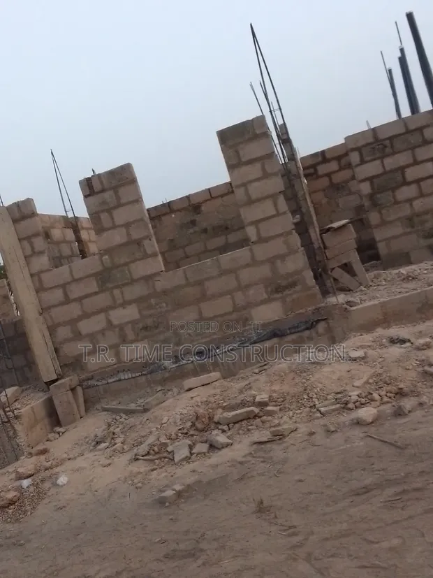 Professional Building Construction & Renovation Services - 1