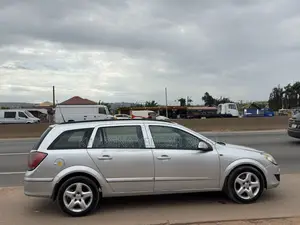 Opel Astra 1.9 CDTi Enjoy 2011 Silver