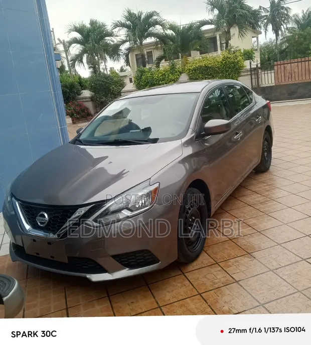 Nissan Sentra 2016 Gray - 1
