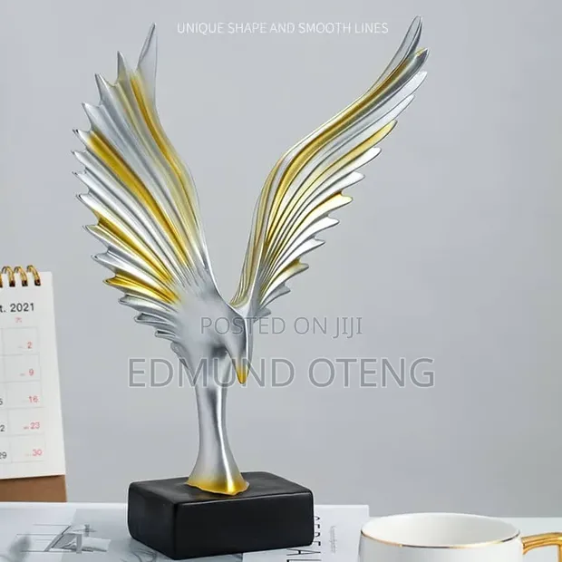 Luxury Silver & Gold Eagle Statue - 1