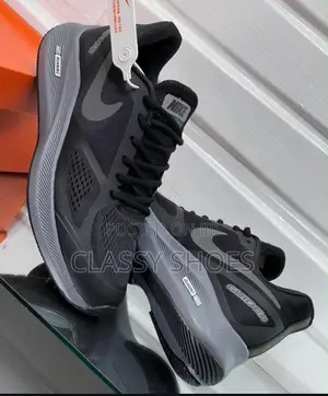 Nike Trainers - Brand New