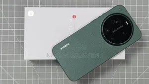 New Xiaomi 17 Ultra 512GB