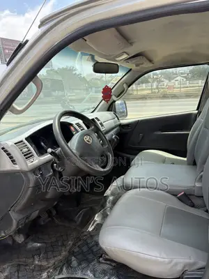 Toyota HiAce 2008