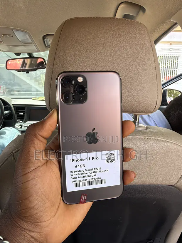 Apple iPhone 11 Pro 64GB Black - 1