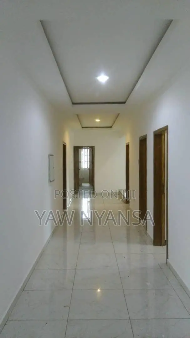 5 Bedroom House for Rent in BN Estate, Kwabenya - 1