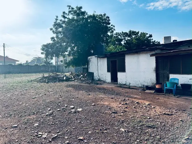 5 Plots of Land at Oyarifa Kaybee - 1