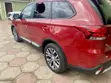 Mitsubishi Outlander 2.4 PHEV AWD 2018 Red - 3
