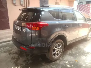 Toyota RAV4 XLE 2015 Black SUV AWD