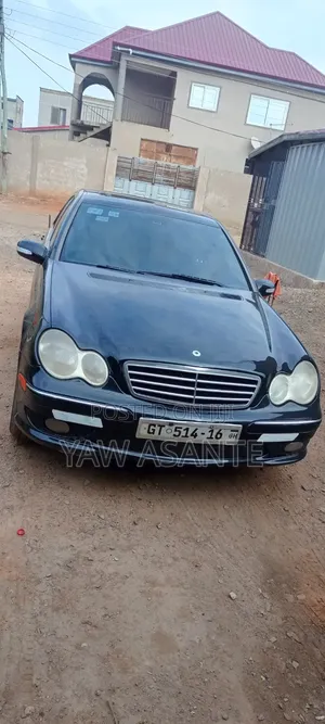 Mercedes-Benz C230 2010 Black