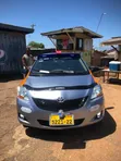 Toyota Yaris Base Sedan 2010 - 5