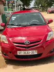 Toyota Yaris Base Sedan 2010 Red - 2