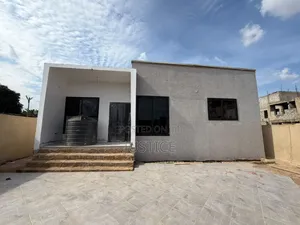 3 Bedroom House for Sale in Pantang